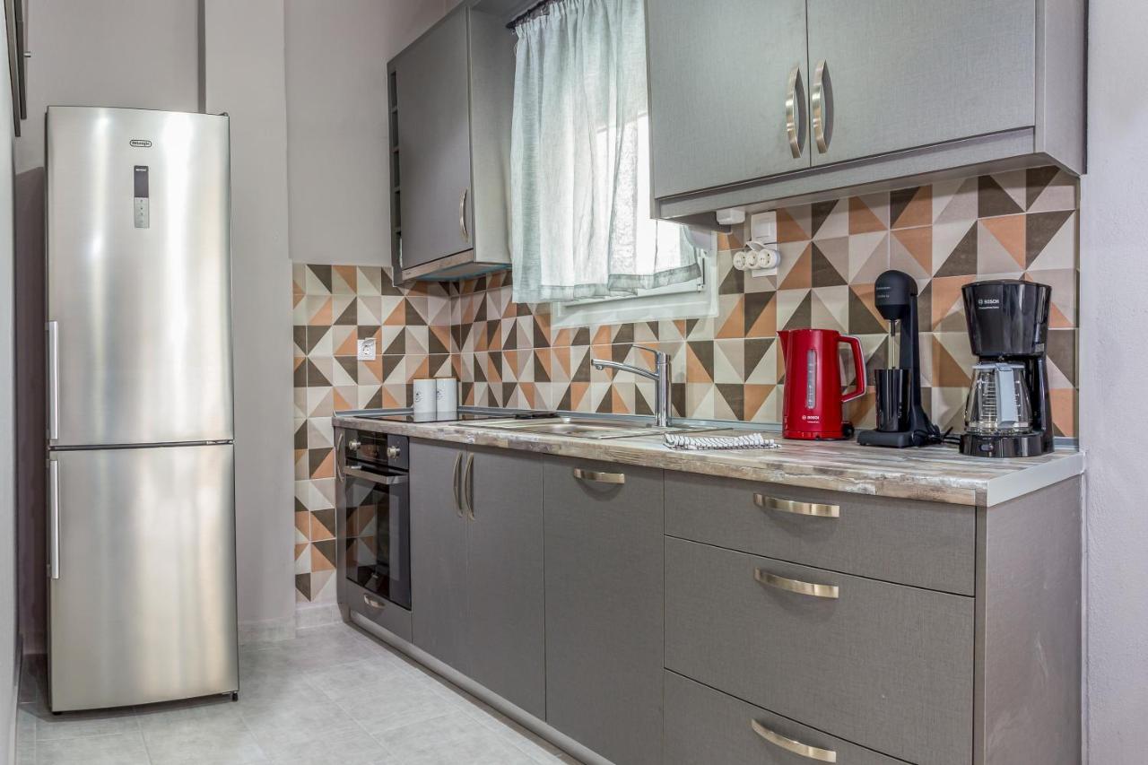 Kate'S Modern 2 Bedroom Apartment In Perea Peraia  Exterior photo
