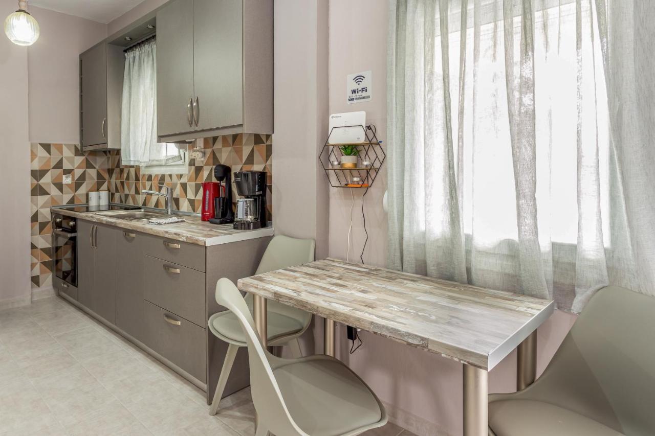 Kate'S Modern 2 Bedroom Apartment In Perea Peraia  Exterior photo