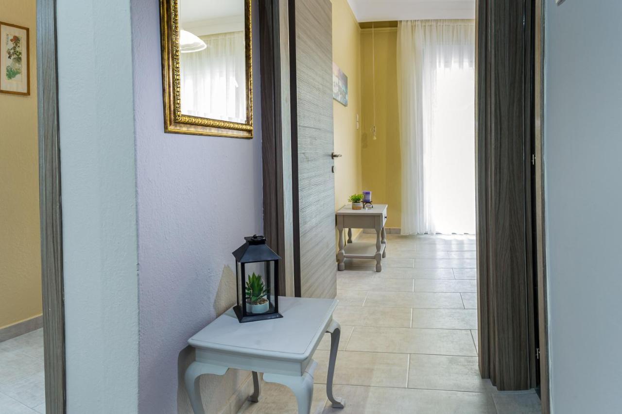 Kate'S Modern 2 Bedroom Apartment In Perea Peraia  Exterior photo
